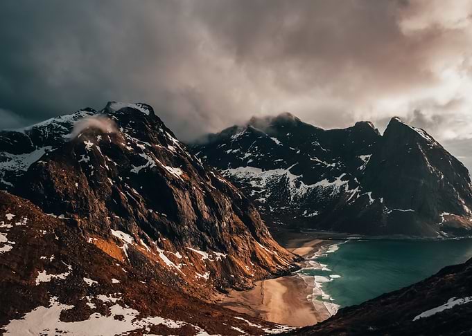 Mountain 247