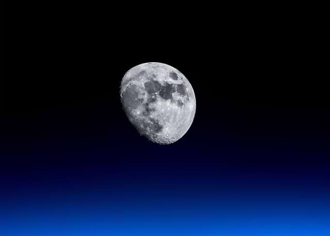 Moon 9
