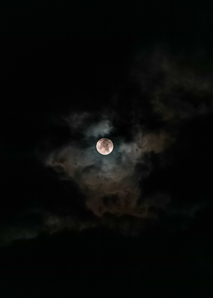 Moon 82