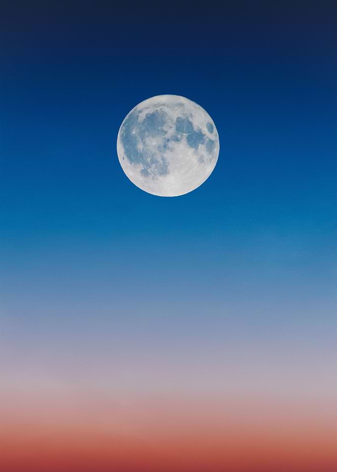 Moon 42
