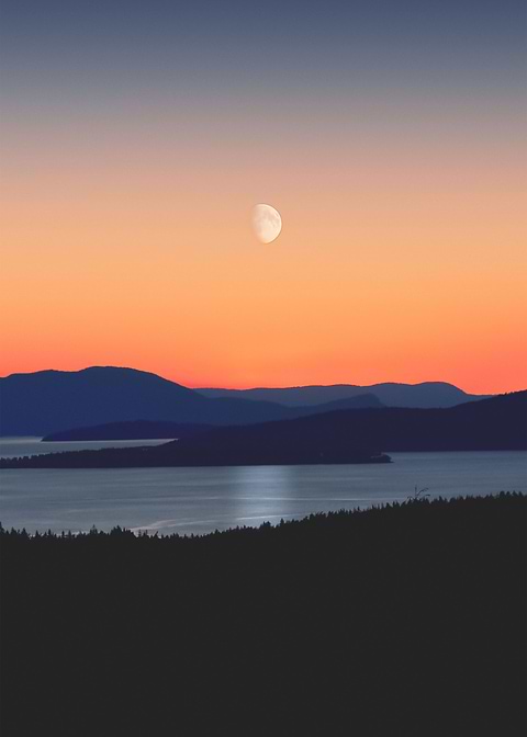 Moon 10