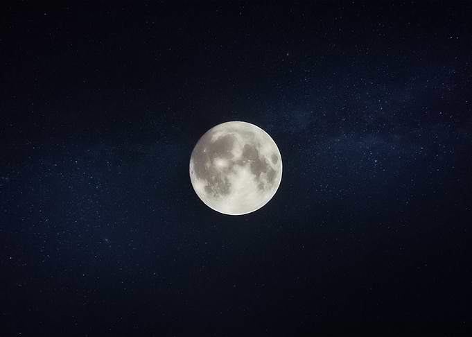 Moon 34