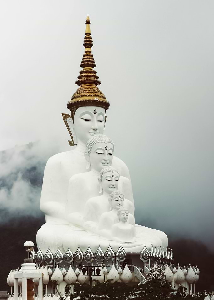 Statue 12
