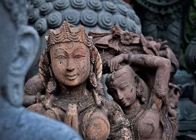 Statue 192