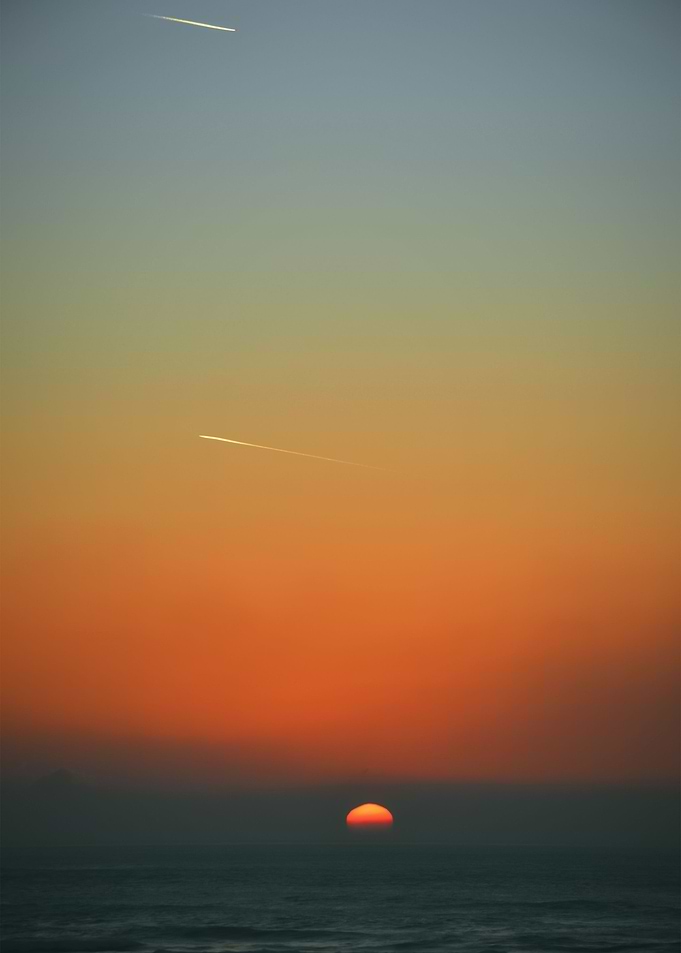 Sun 19