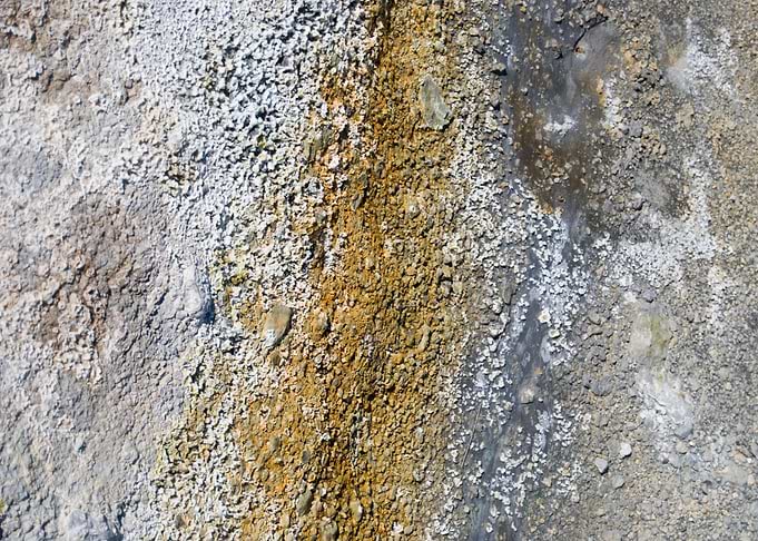 Shades of Sulfur
