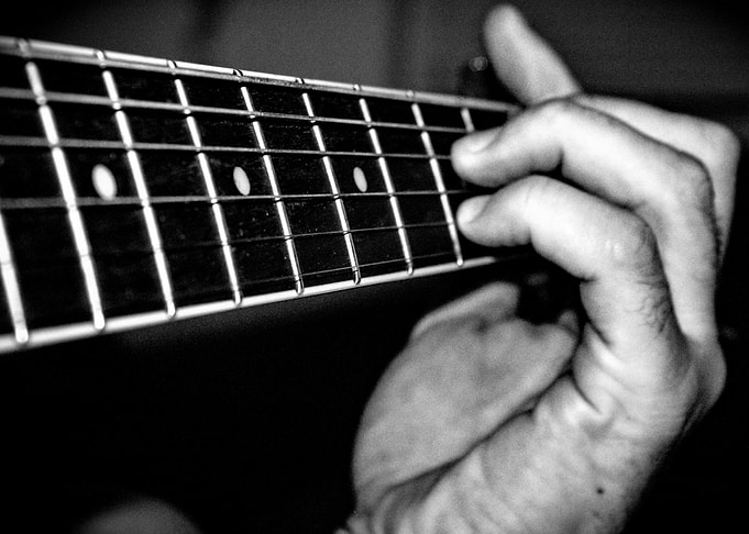 Its the guitar man