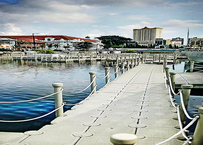 River Jakarta Kota