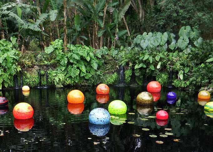 Many Glass Spheres