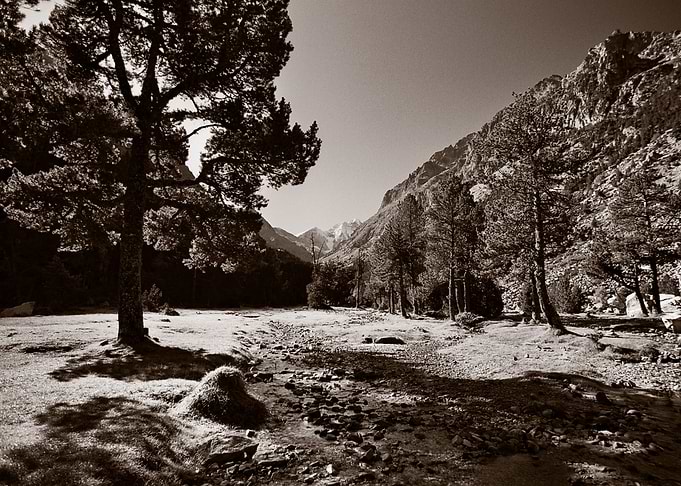 Pyranees Valley scene