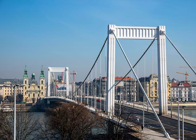 Elisabeth Bridge
