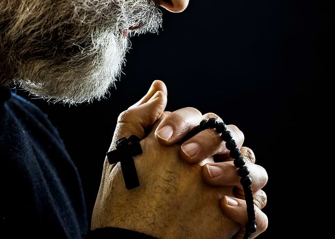 Religious man old age rosa