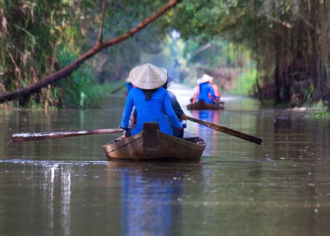 Gao Giong Boats