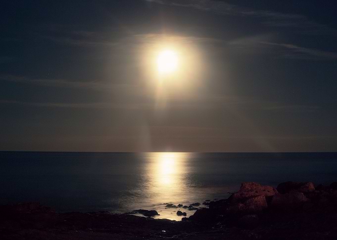 Moonscape long exposure se
