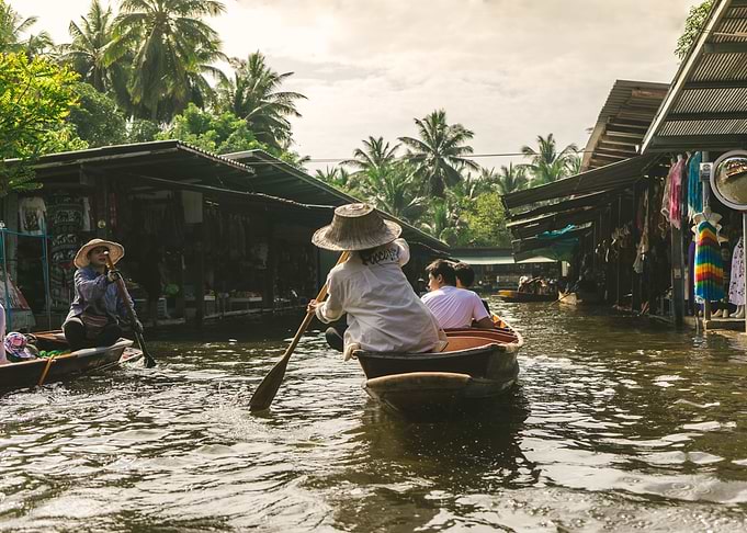 Floating Market