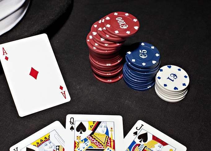 Poker ace bet good hand