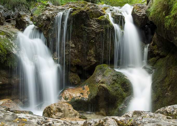 Waterfall silk effect