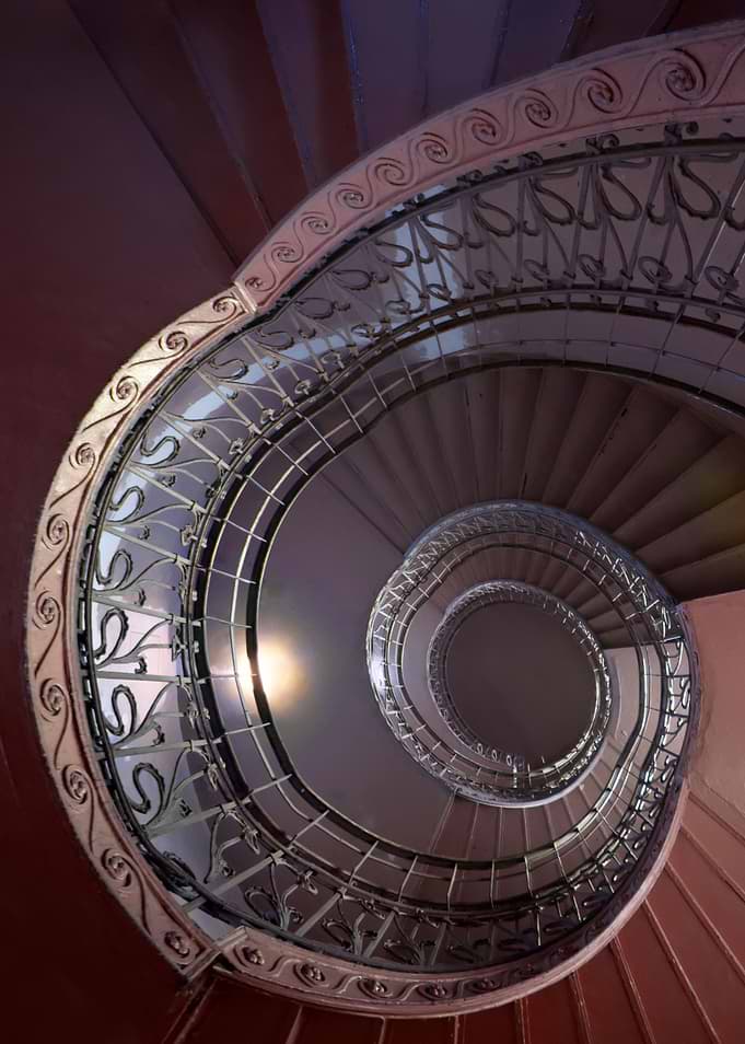 Spiral ornament staircase