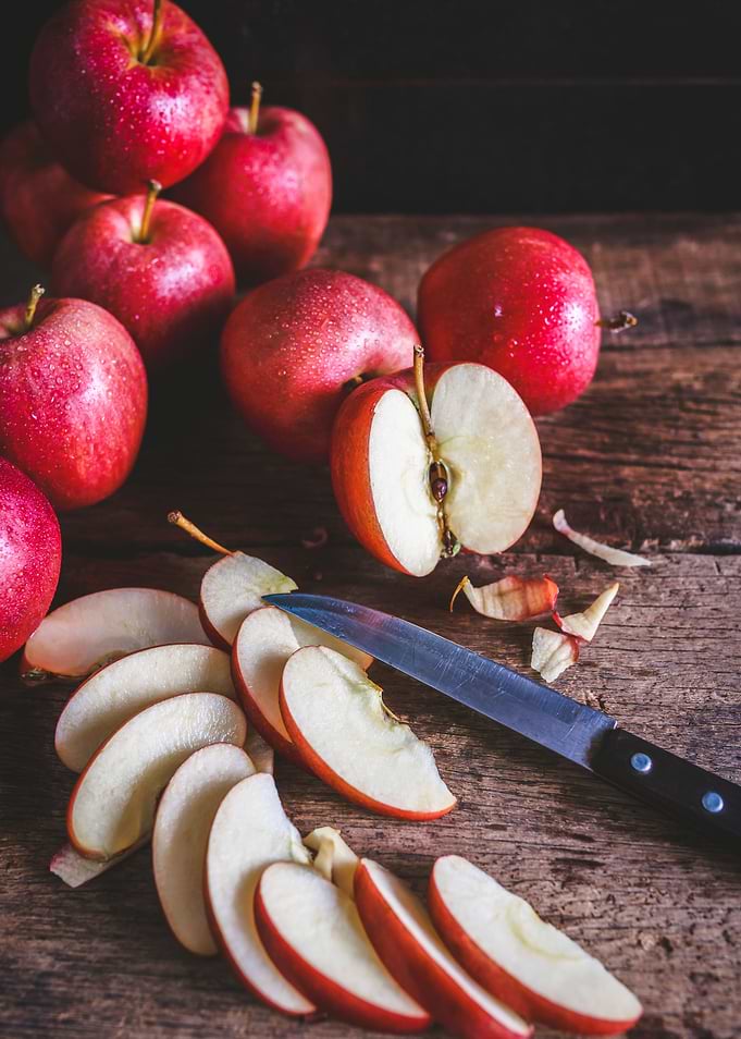 Red apples