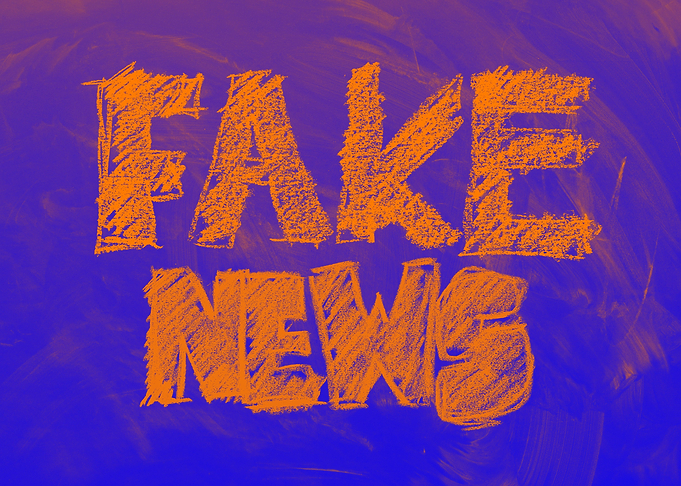 Fake News bue orange