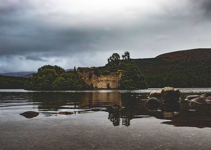 Past on the lake