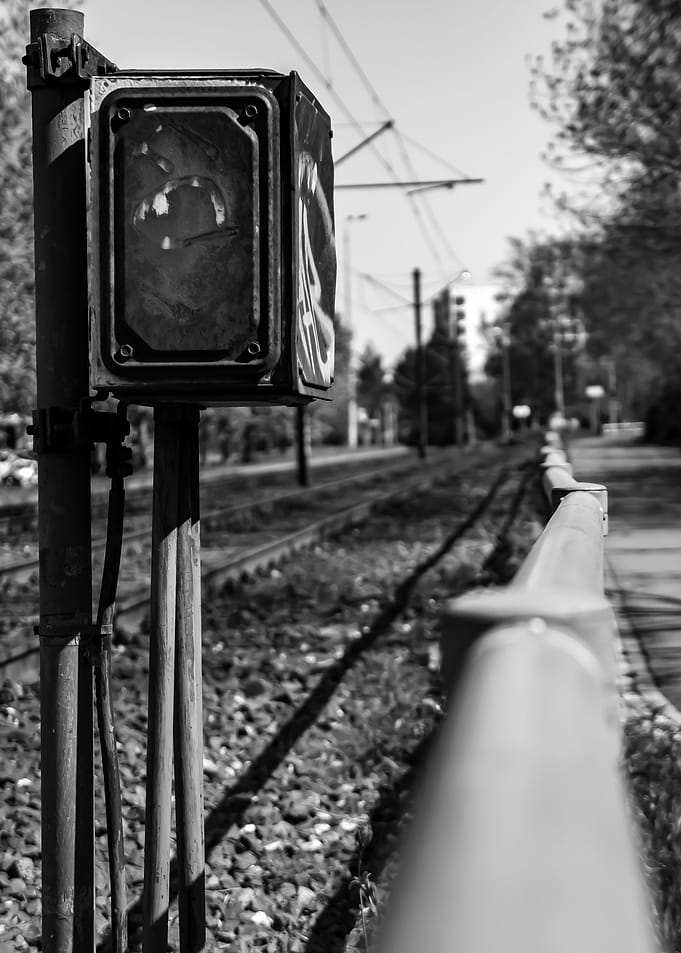 Rails Electricity