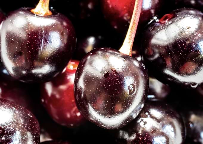 Dieting with wild cherries