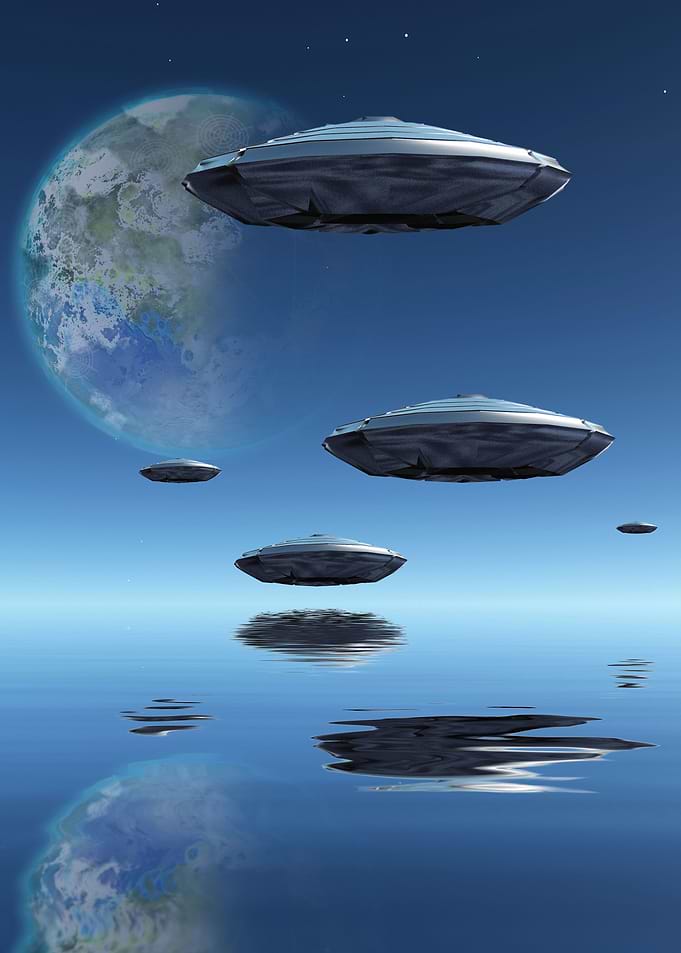Spacecrafts in Water World