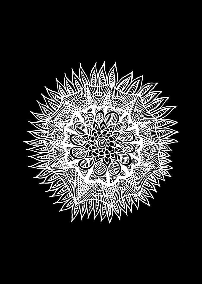 Ellie Mandala Negative