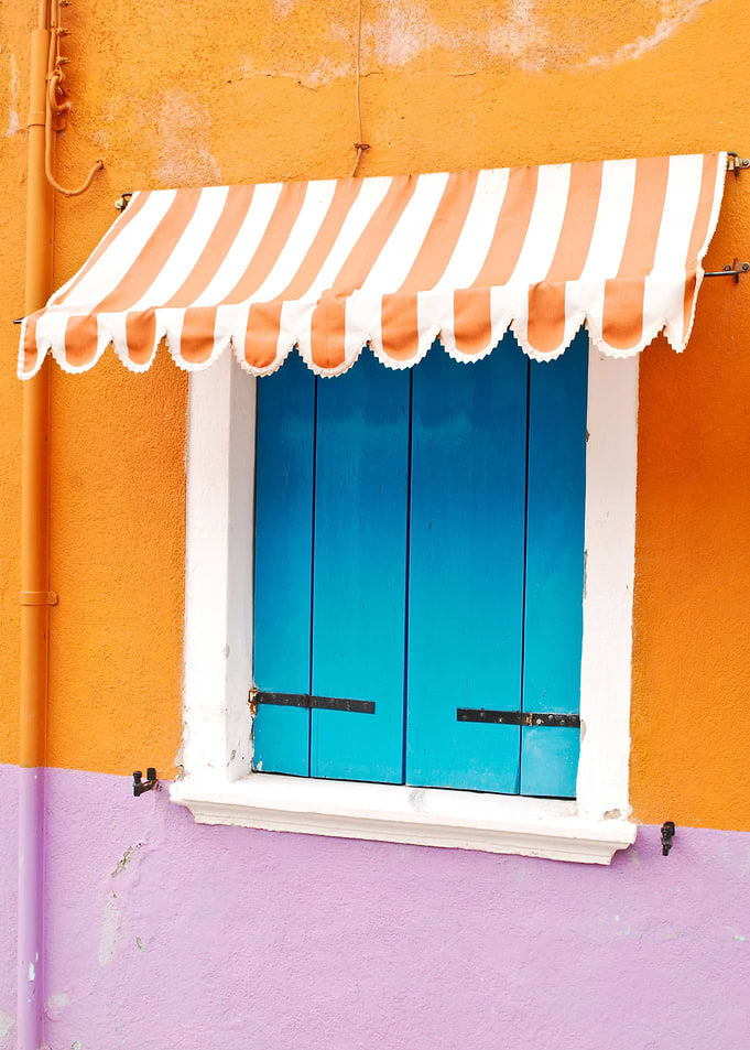 Venetian window