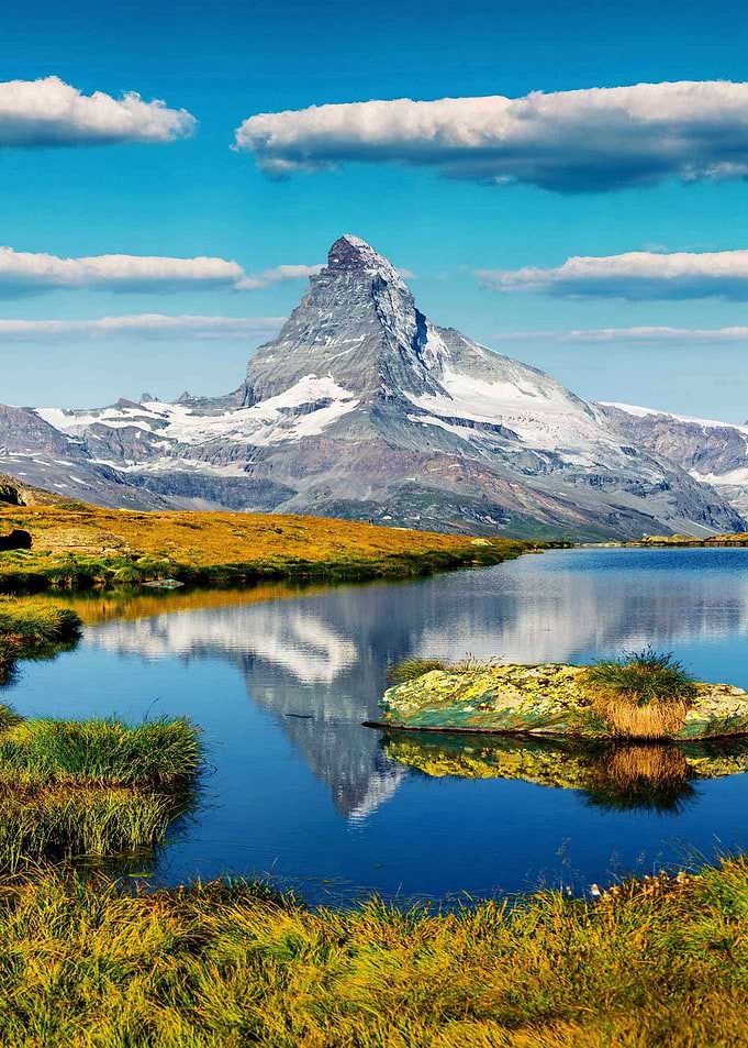High snowy mountain view
