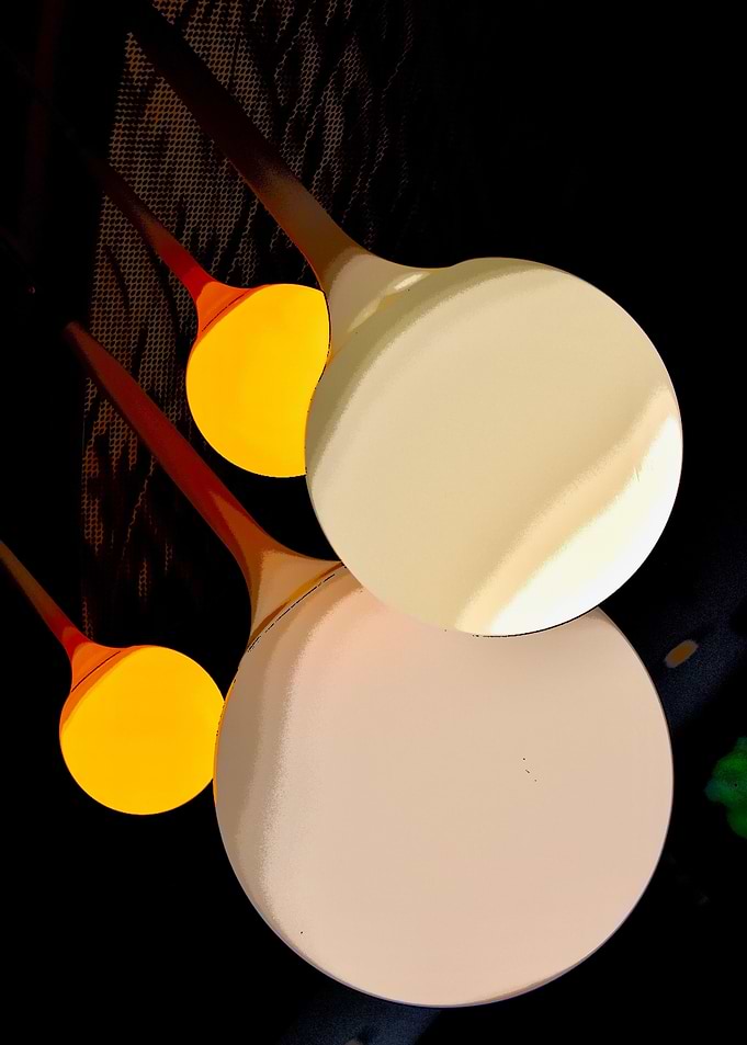 Hanging Planets 1