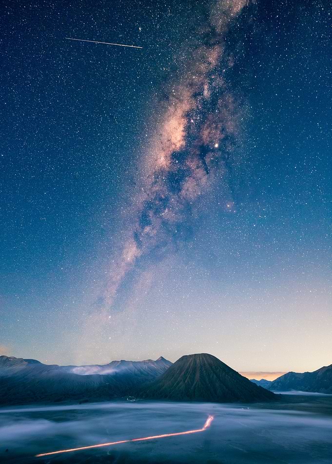 Galactic Bromo