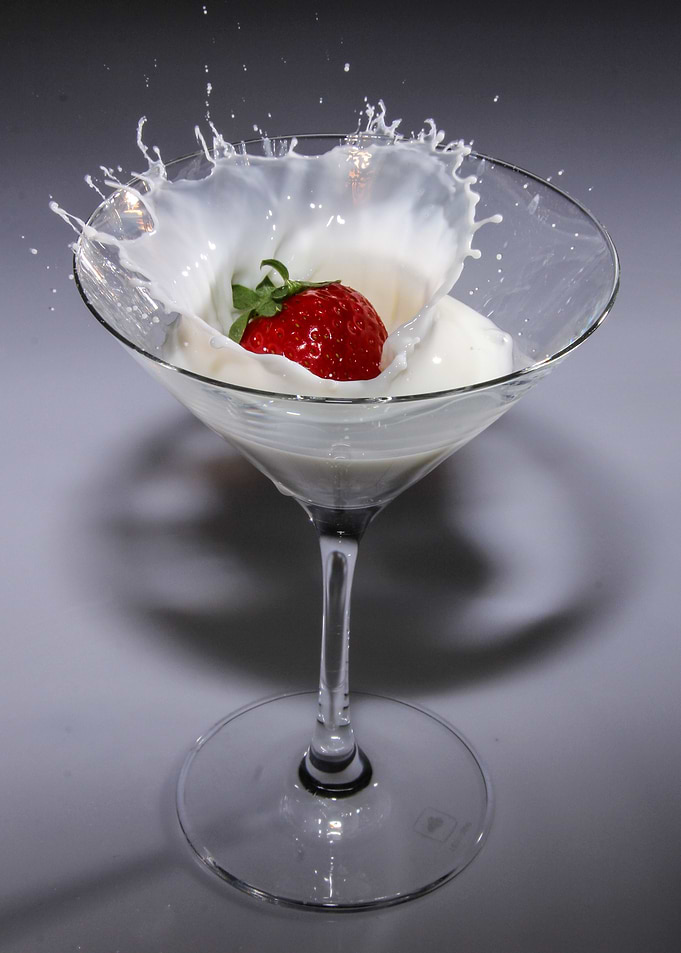Creamy strawberry glass