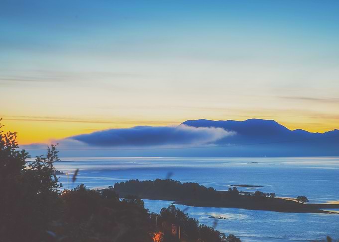 Lonely Cloud in The Night