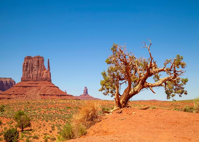 MONUMENT VALLEY
