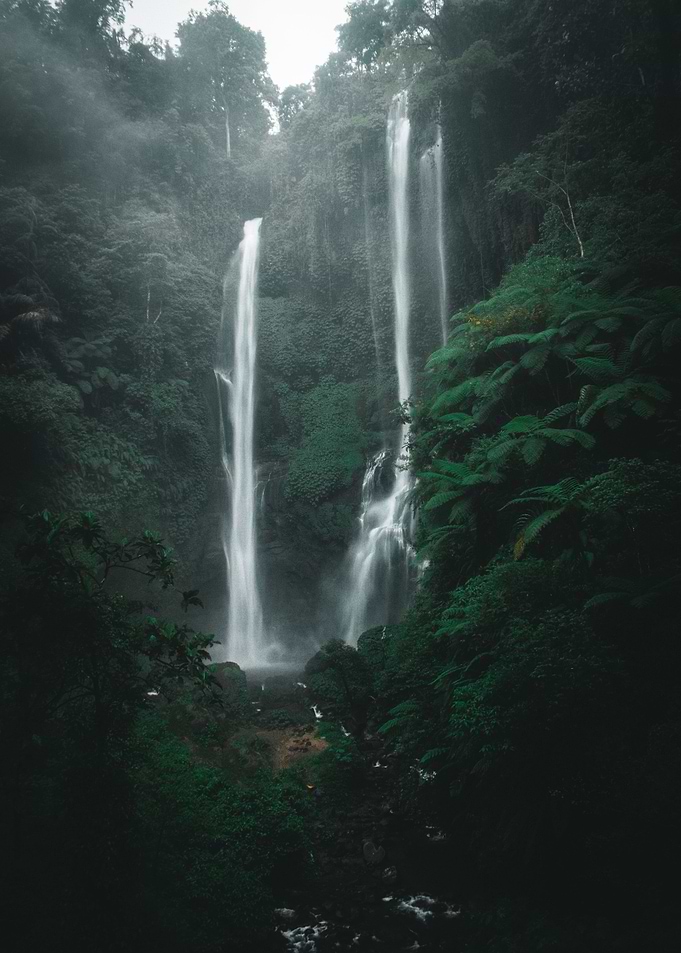 Sekumpull Bali vertical