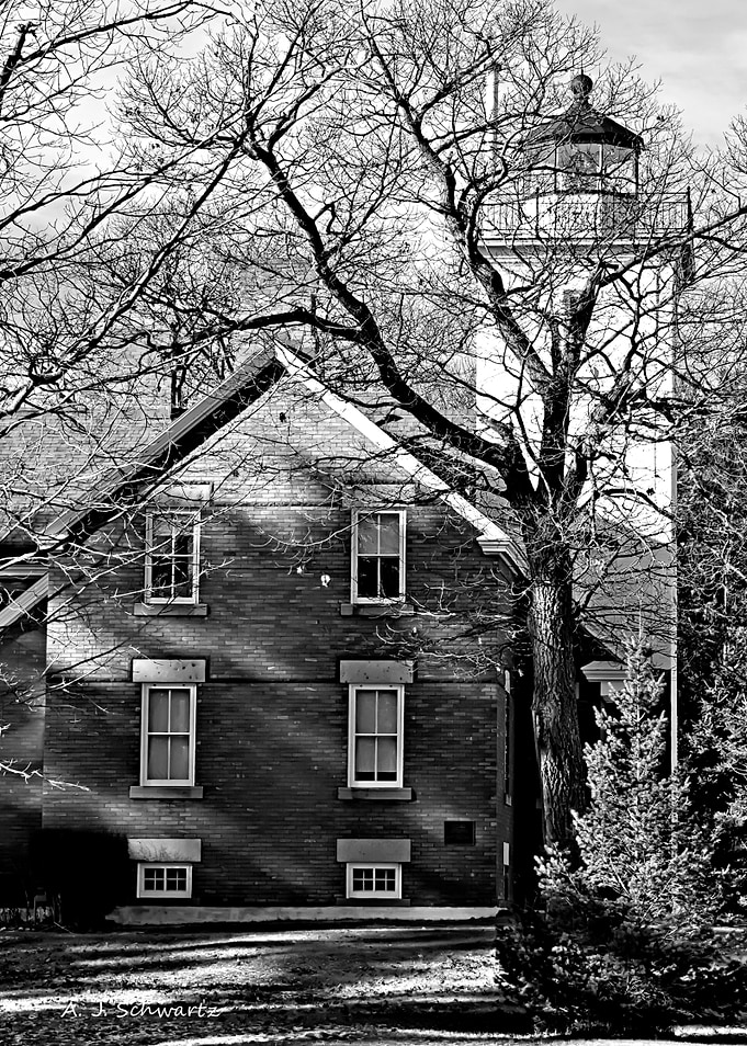40 mile pt black and white