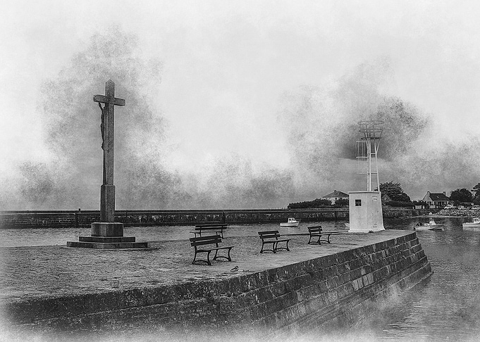 Barfleur the harbour
