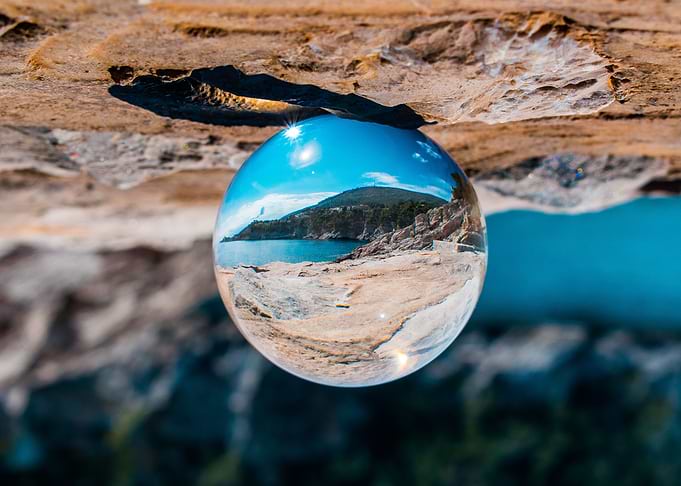 Mountain in a ball