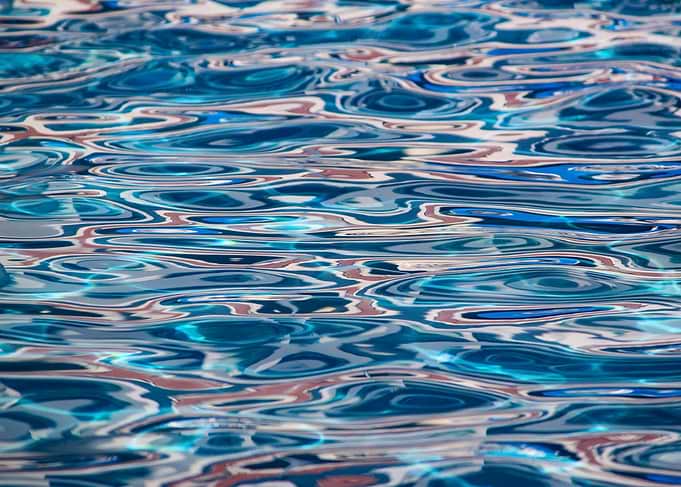 Light Reflex on Water