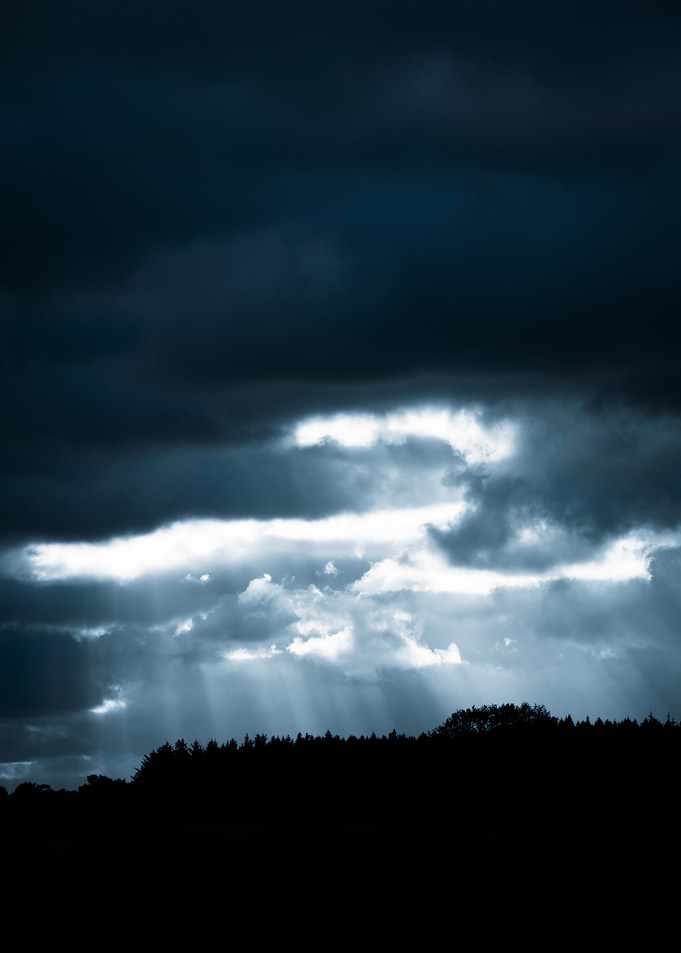 Sunbeams vertical