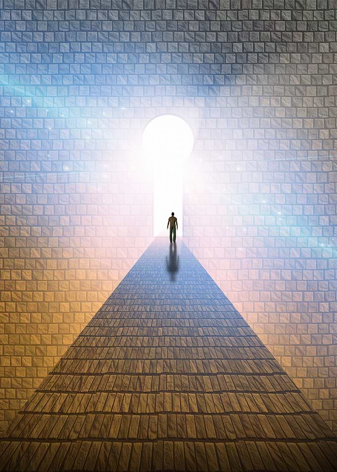 Keyhole of light