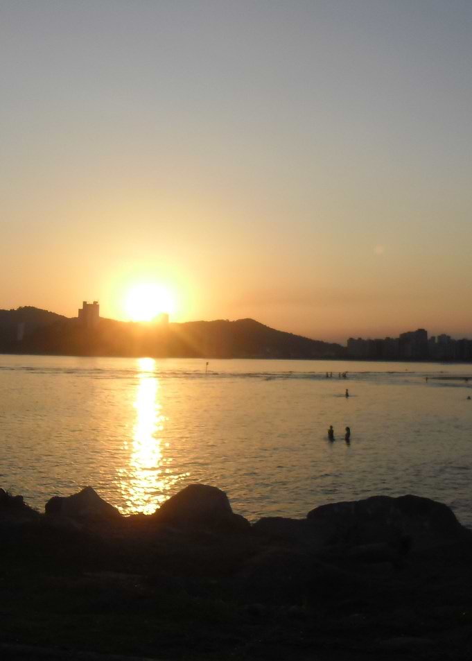 Por do sol na praia