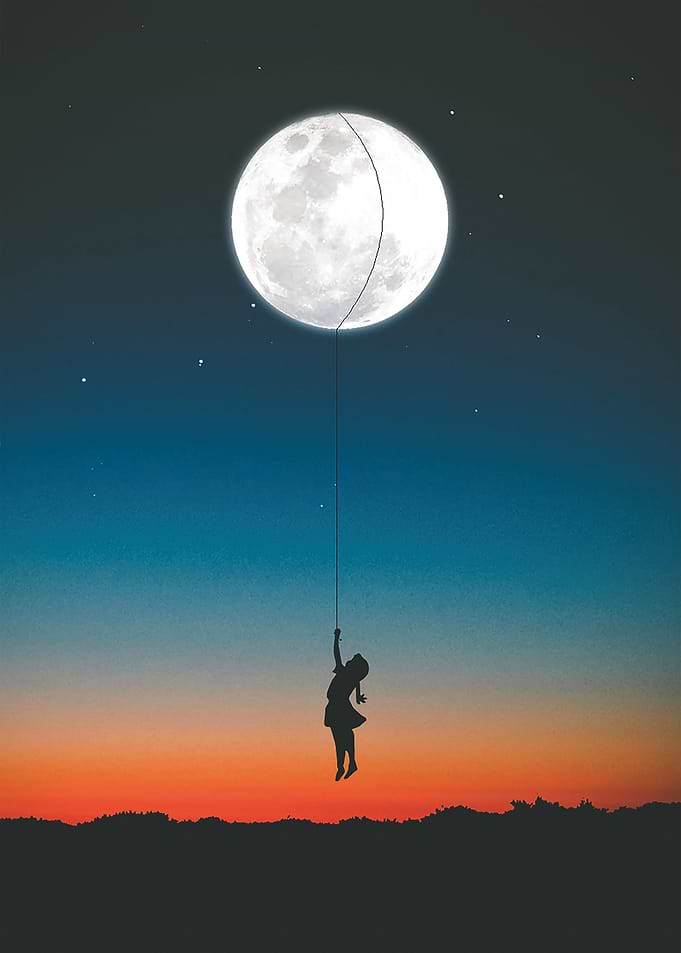 Little girl and the moon