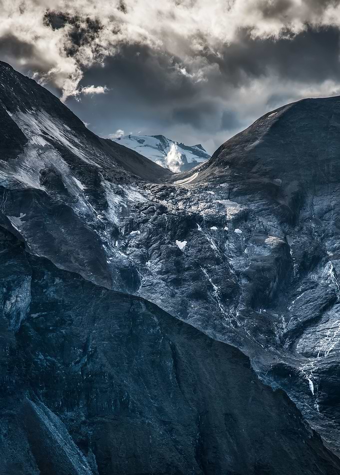 Cold early morning in Alps