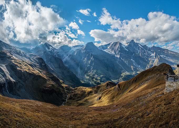 Sunny afternoon in Alps