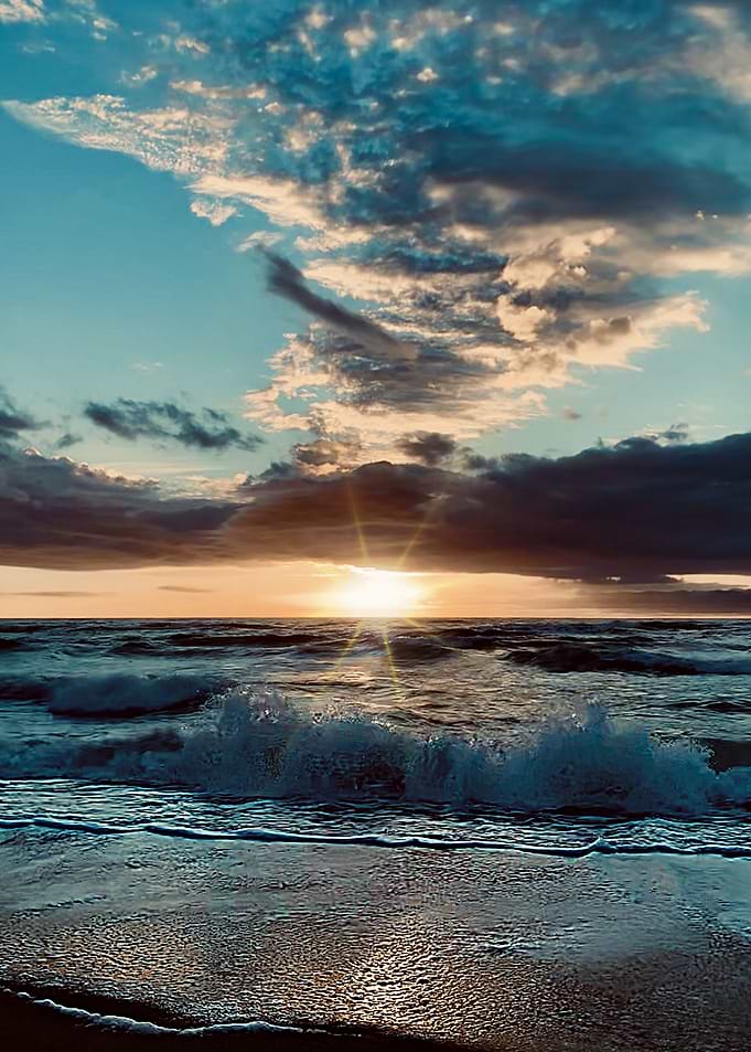 Drama Cloudy Sunrise