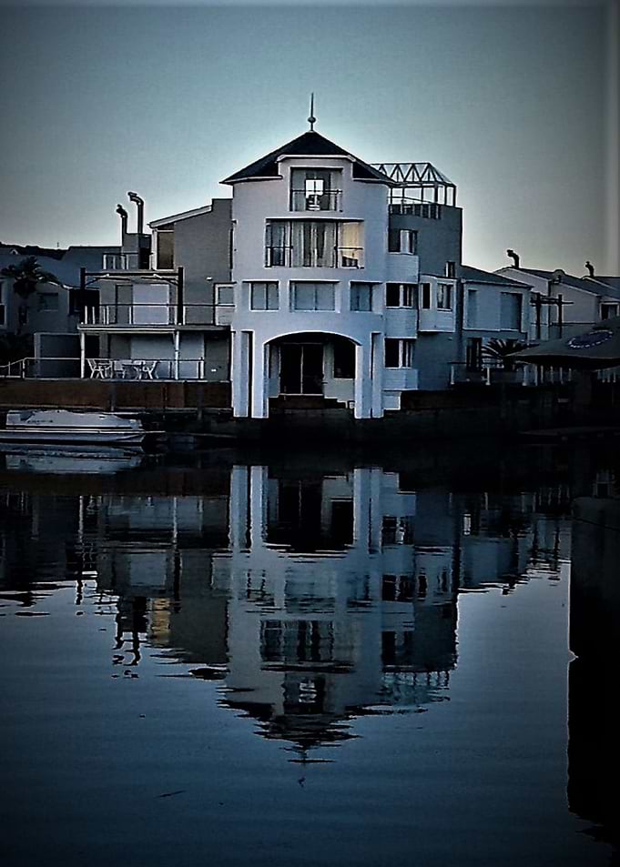 Mirror Reflection