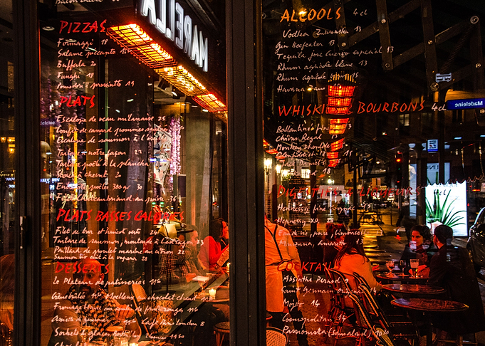 Paris Nightlife Restaurant